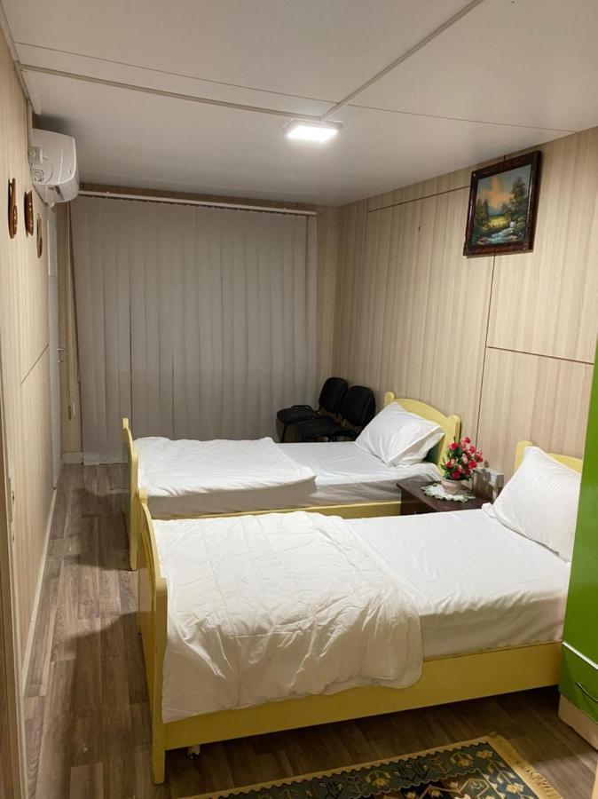 Hostal Oakland *